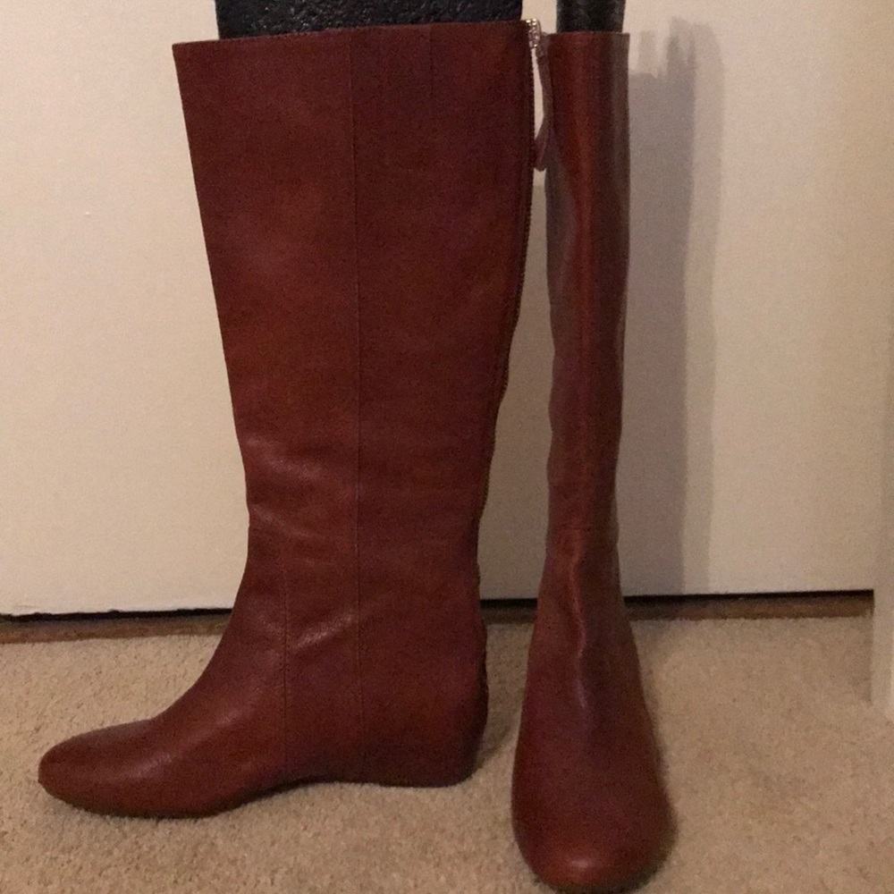 Brand new Leather riding boots with back zipper